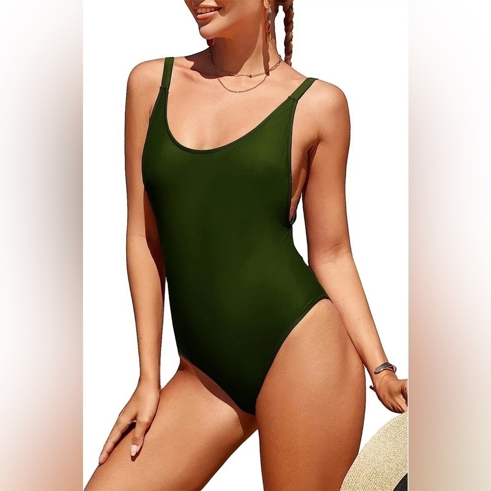 Women’s Yira Green One Piece U Neck Timmy Control Swimsuit Size Medium!